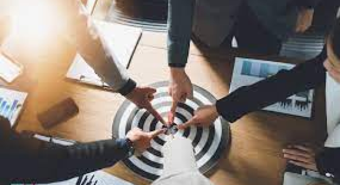 Redigere il budget aziendale è come tracciare la rotta che deve percorrere una nave per raggiungere la sua meta, mentre fare l’analisi dei risultati raggiunti è come tracciarne, a posteriori, la reale navigazione, permettendo di correggere la rotta e così lo sapevi che questo e il momento giusto per pianificare i premi di fine anno